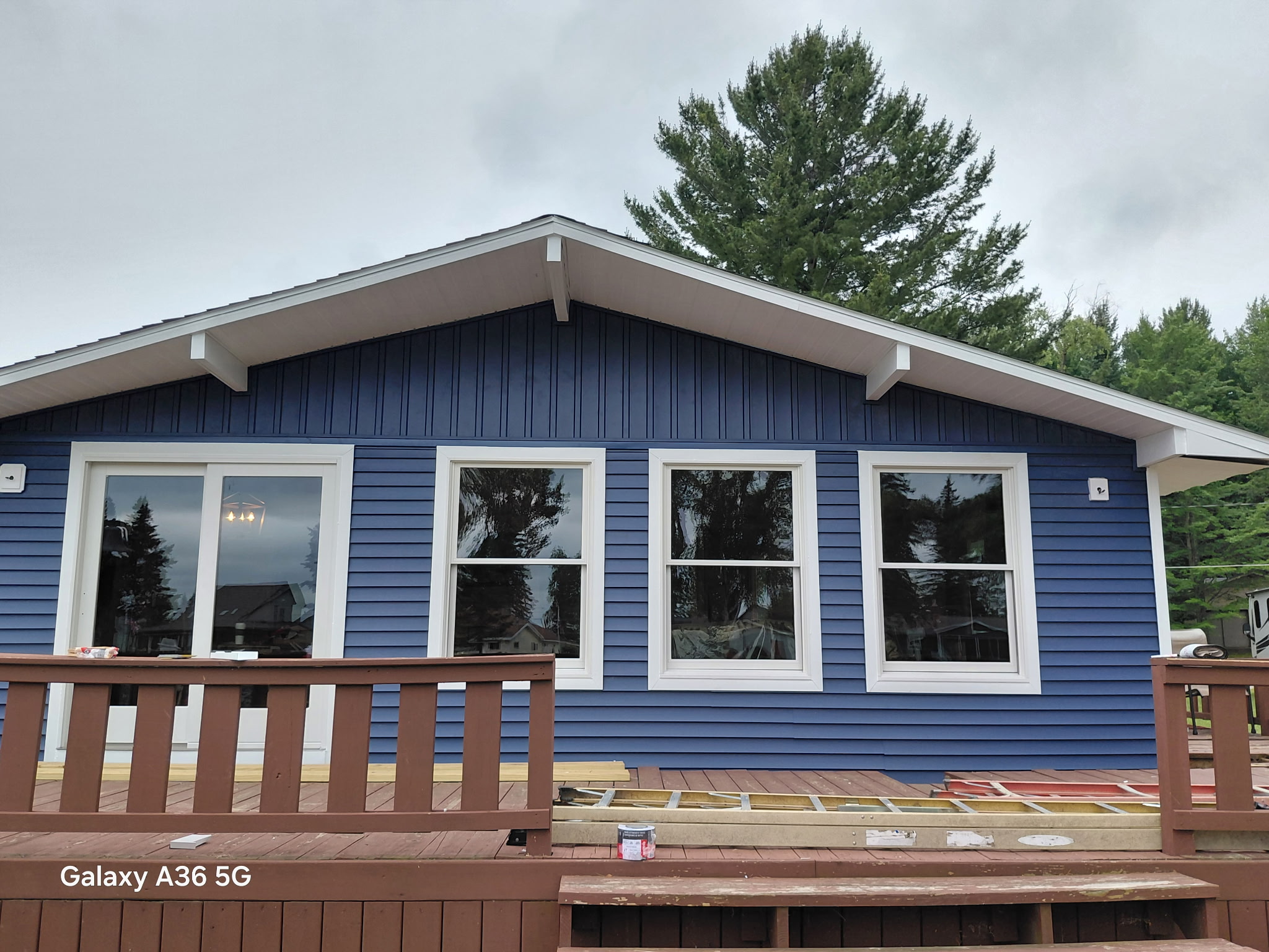Completed exterior rebuild of an up-north cabin by Proven Construction